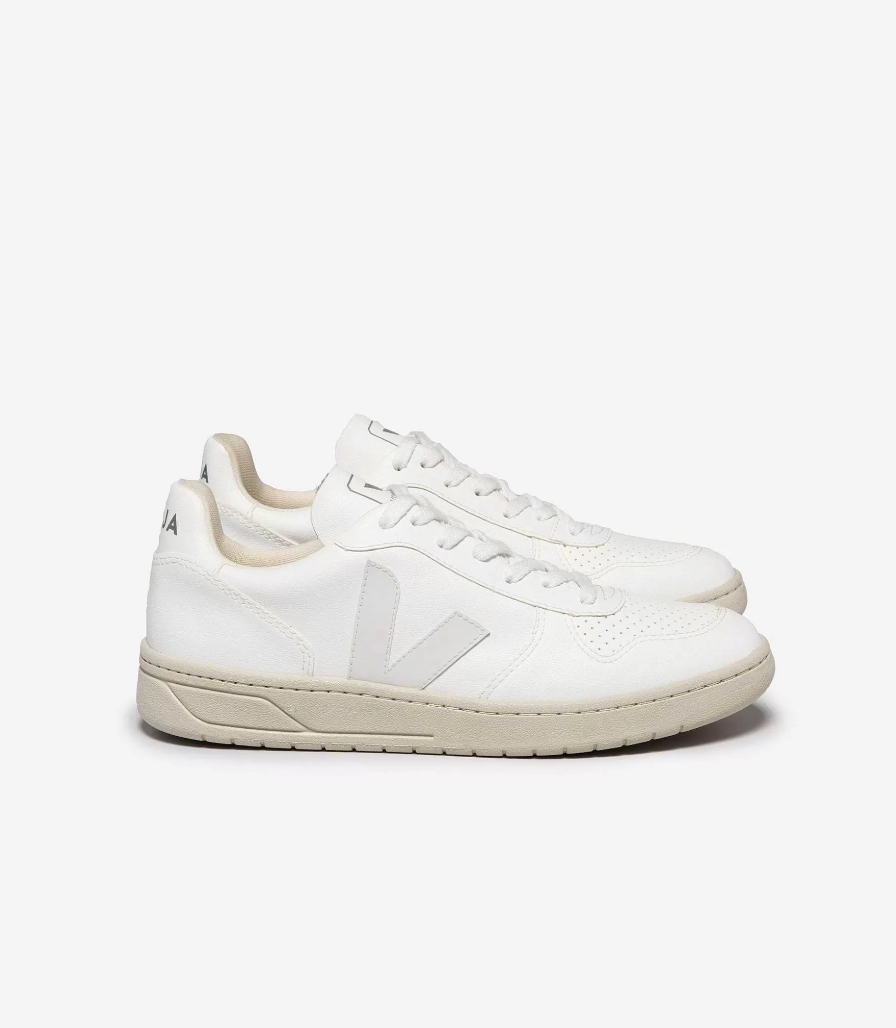 Shop VEJA V-10 Cwl Blanco Completo